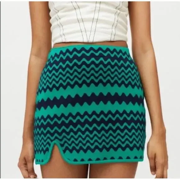 SPRING SALE! Urban Outfitters Tallulah Knit Skirt Size XS - Picture 2 of 5